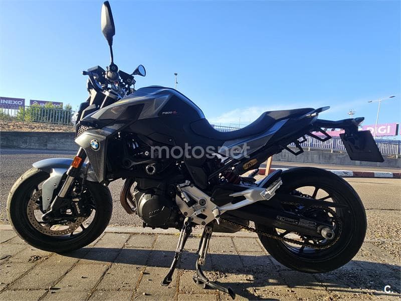 BMW F 900 R – Vista 2