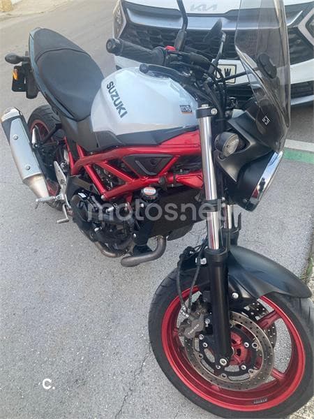 Suzuki SV 650 – Vista 6