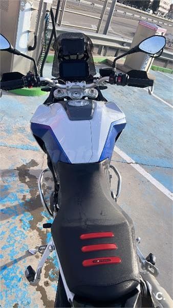 BMW F 900 GS – Vista 3