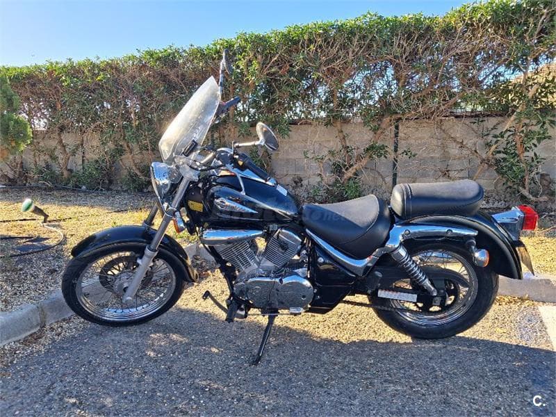 Suzuki Intruder 250 – Vista 1