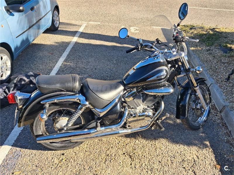 Suzuki Intruder 250 – Vista 3