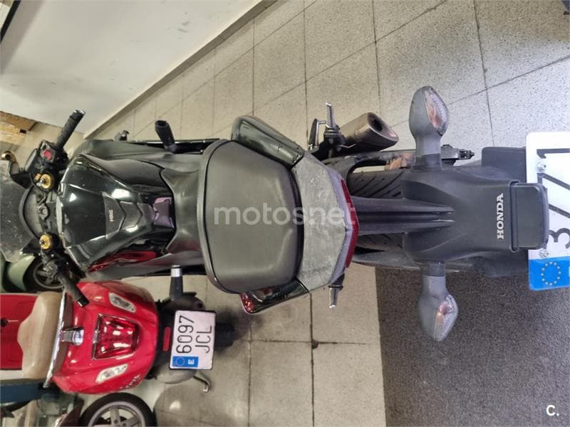 Honda CBR 600F – Vista 3