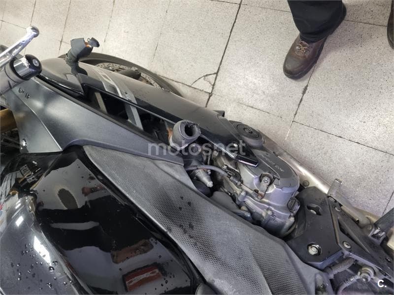 Honda CBR 600F – Vista 4