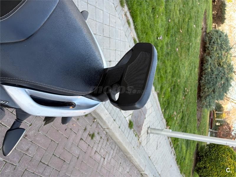 Piaggio MP3 300 Yourban LT Sport – Vista 7