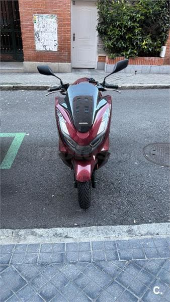 Honda PCX 125 – Vista 2