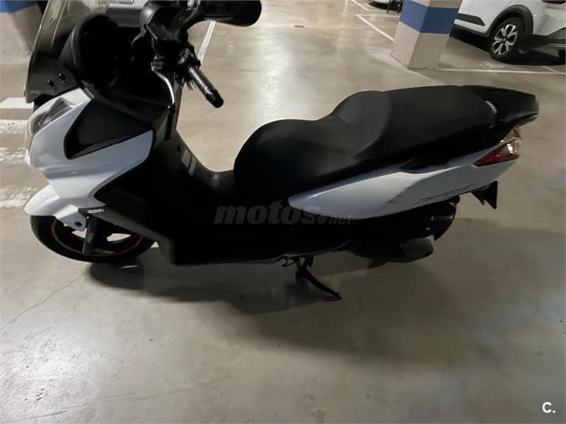 Kymco Super Dink 300I ABS 2000 € 2014 Madrid - 6