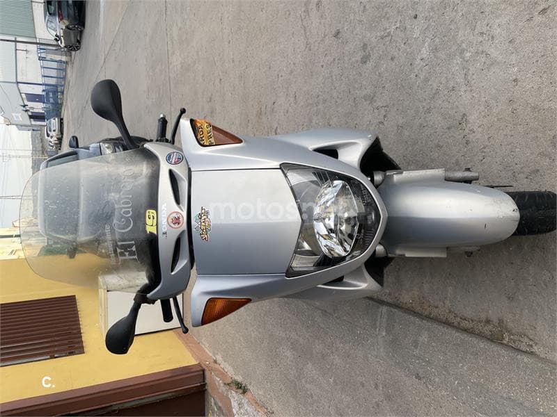 Honda FES 250 FORESIGHT 1200 € 1999 Toledo - 1