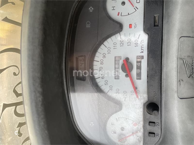 Honda FES 250 FORESIGHT 1200 € 1999 Toledo - 3