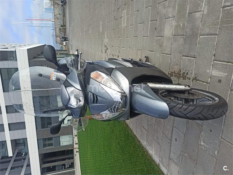 Honda Scoopy SH300i ABS Top Box – Vista 6