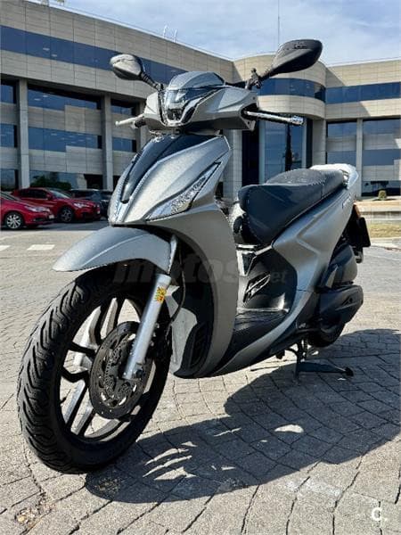 Kymco People S 125 2200 € 2020 Madrid - 1