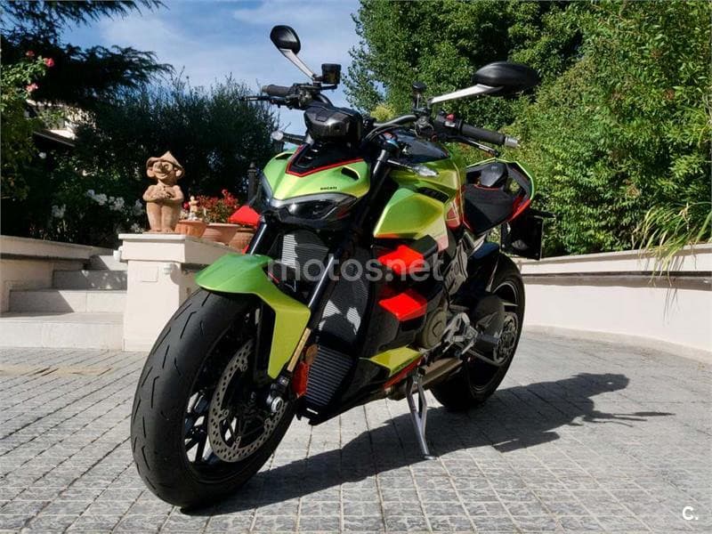 Ducati Diavel V4 11.800 € 2023 Lugo - 4