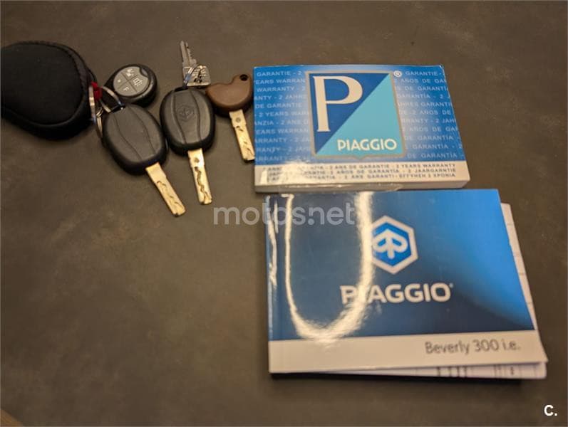 Piaggio Beverly 300 2200 € 2017 Barcelona - 4