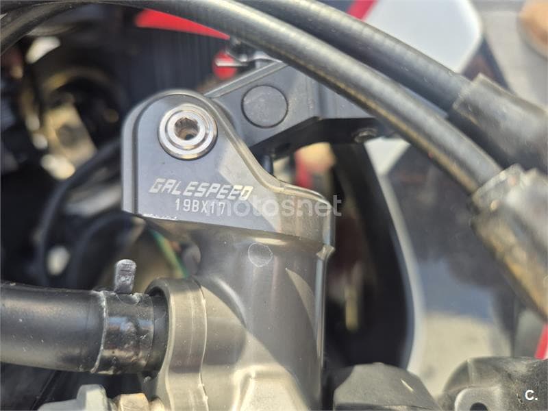 Honda CBR 1000RR 5500 € 2007 Madrid - 4