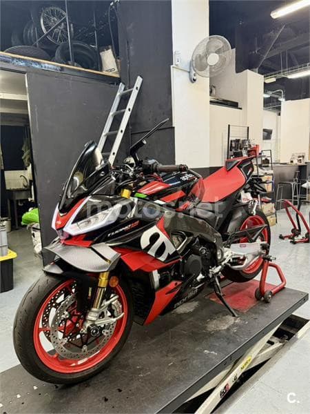 Aprilia Tuono V4 1100 Factory 15.500 € 2021 Barcelona - 1
