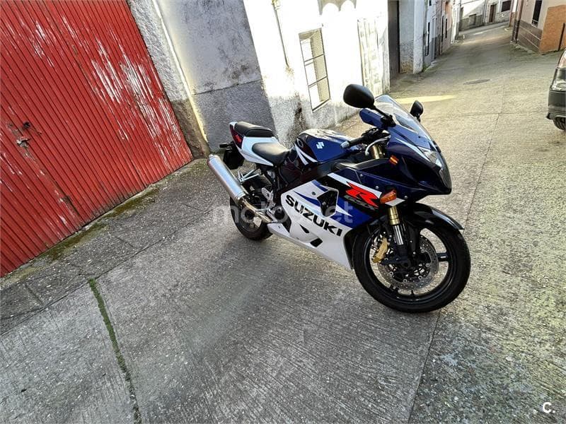 Suzuki GSX R750 – Vista 3
