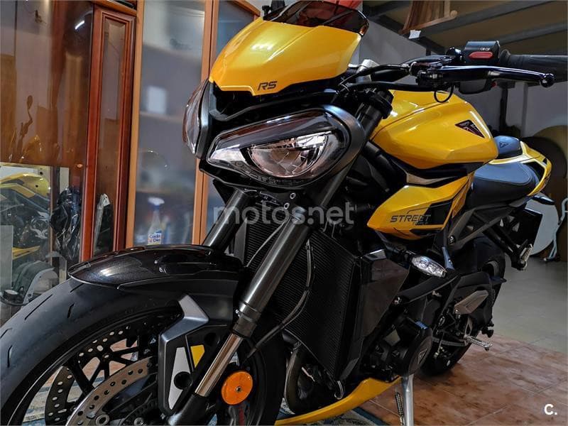 Triumph Street Triple 765 – Vista 3