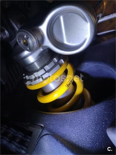 Triumph Street Triple 765 – Vista 9