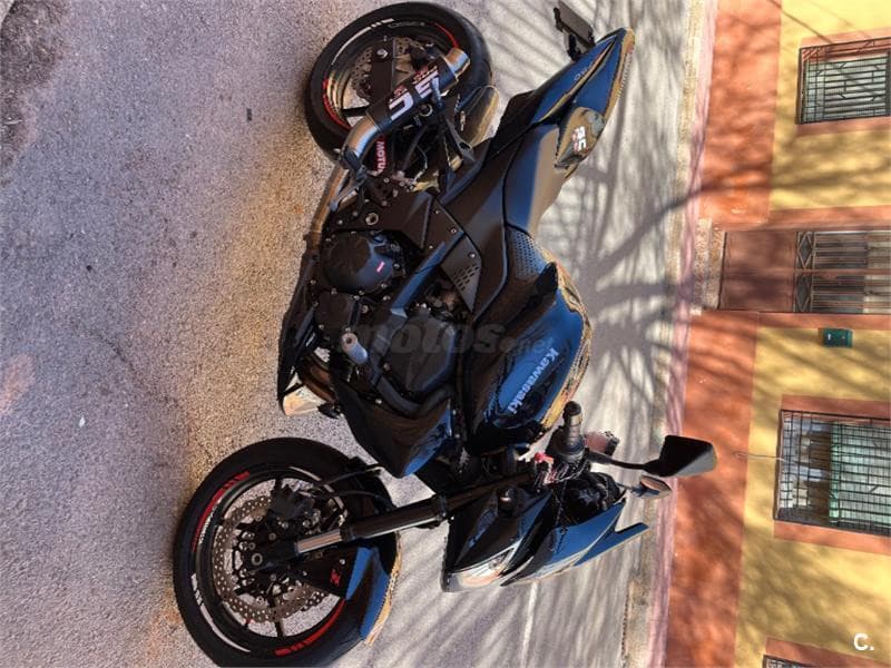 Kawasaki Z 750 – Vista 2