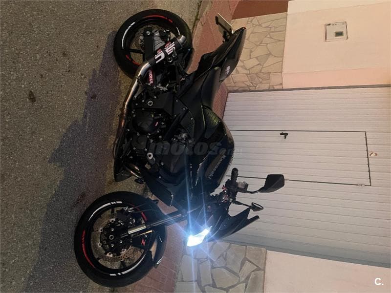 Kawasaki Z 750 – Vista 3