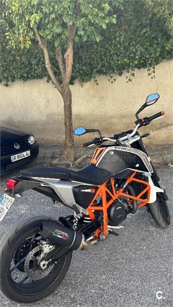KTM 690 Duke – Vista 3