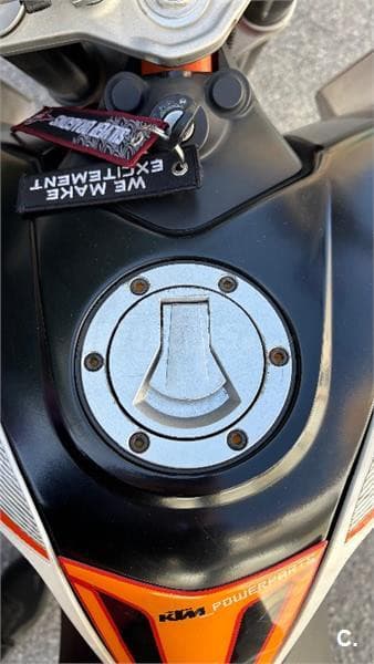 KTM 690 Duke – Vista 7