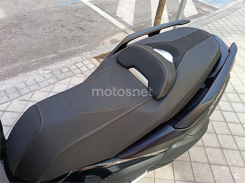 Yamaha XMAX 300 – Vista 3