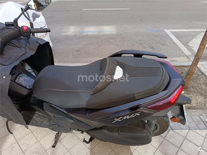 Yamaha XMAX 300 – Vista 8