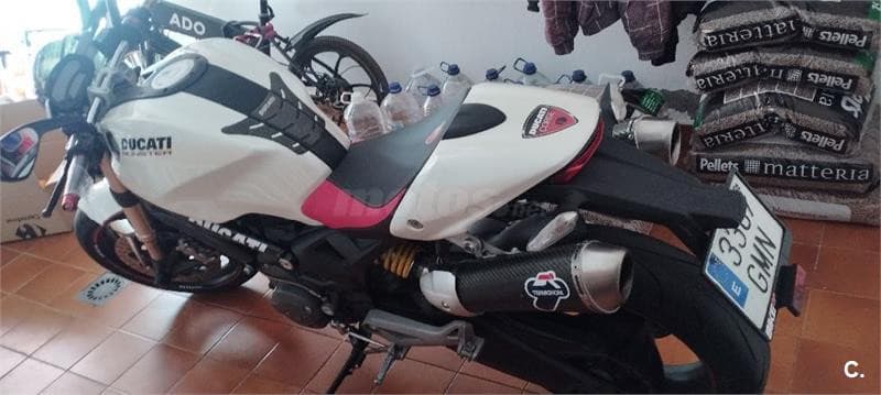 Ducati Monster 696 – Vista 2