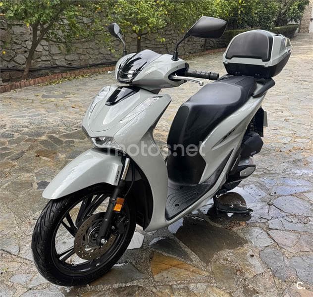 Honda SH125i – Vista 2