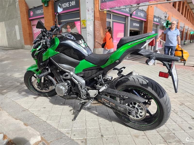 Kawasaki Z 900 – Vista 1