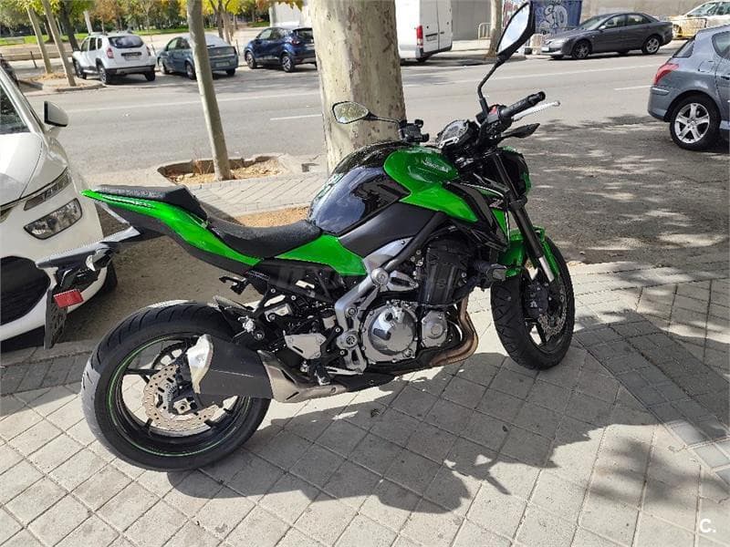 Kawasaki Z 900 – Vista 6