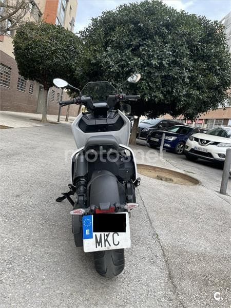 BMW CE 04 – Vista 3