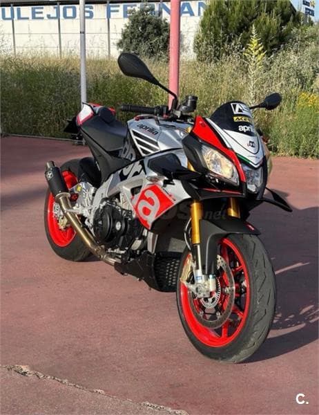 Aprilia Tuono V4 1100 – Vista 7