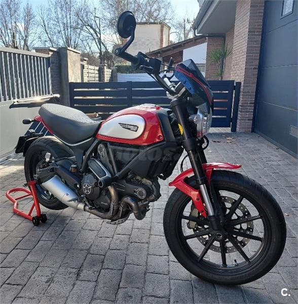Ducati Scrambler – Vista 2