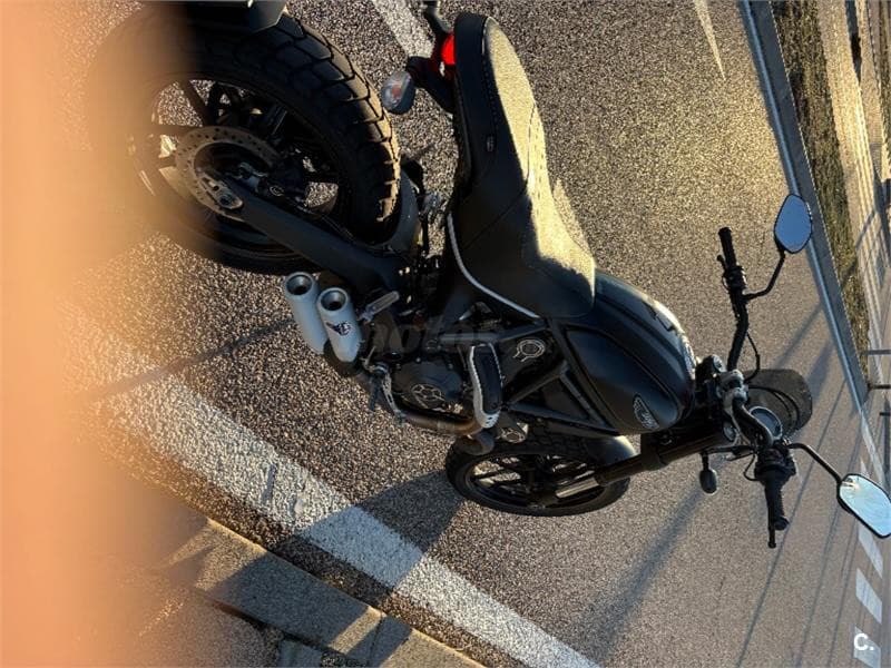 Ducati Scrambler – Vista 3