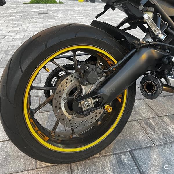 Yamaha MT 09 – Vista 7