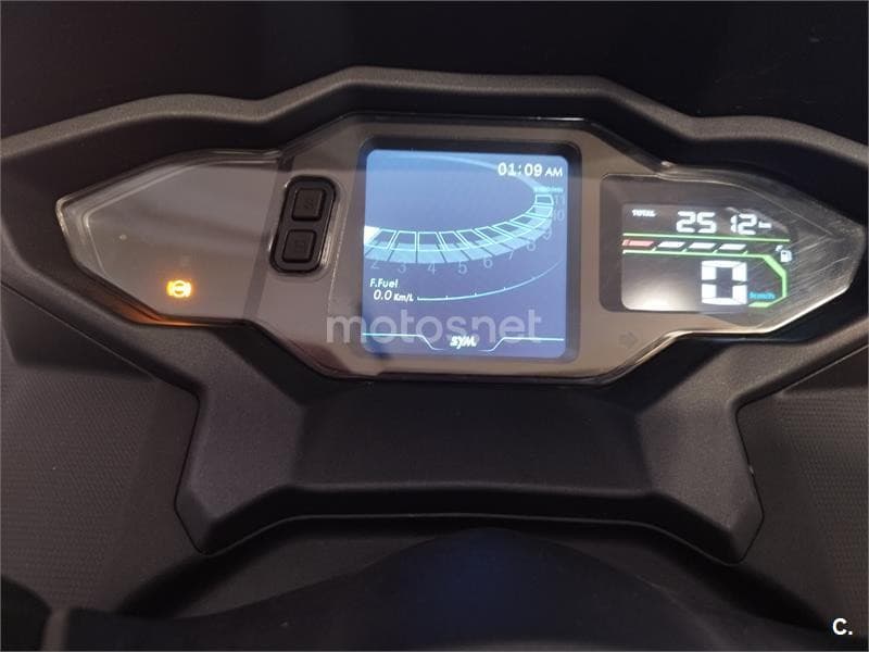 SYM MAXSYM TL 500 – Vista 3