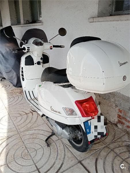 Vespa GTS 300 ie Super 2900 € 2011 Madrid - 5