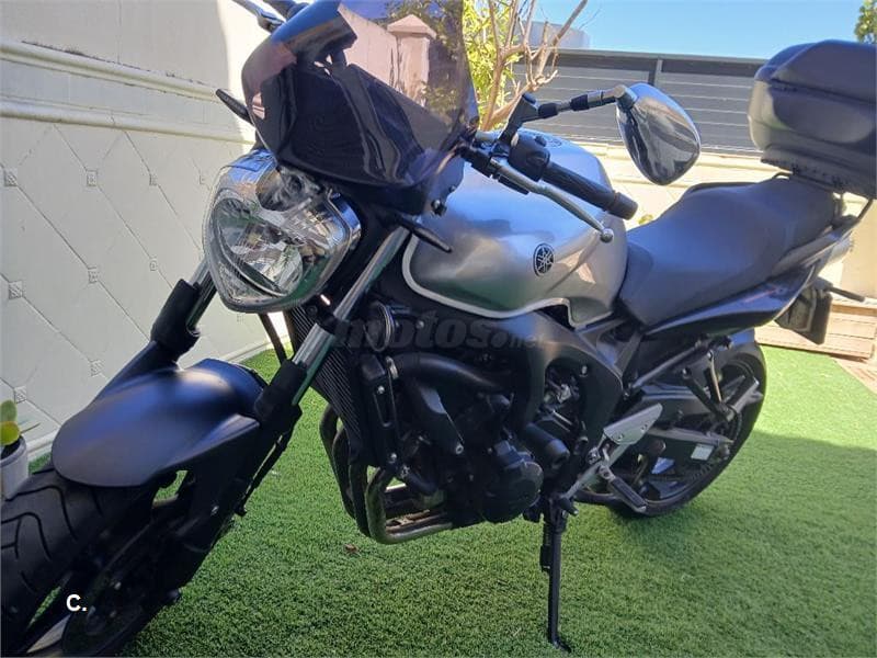 Yamaha FZ8 N Sport – Vista 3