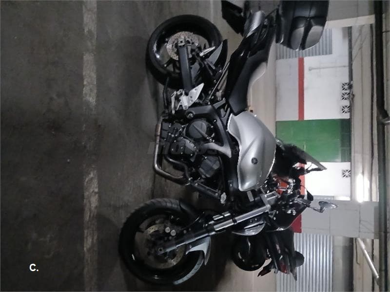 Yamaha FZ8 N Sport – Vista 5