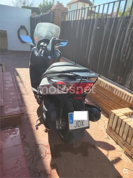 SYM Joymax 300 – Vista 3