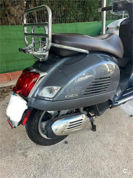Vespa GTS 125 Touring – Vista 3