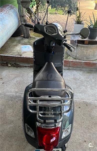 Vespa GTS 125 Touring – Vista 4