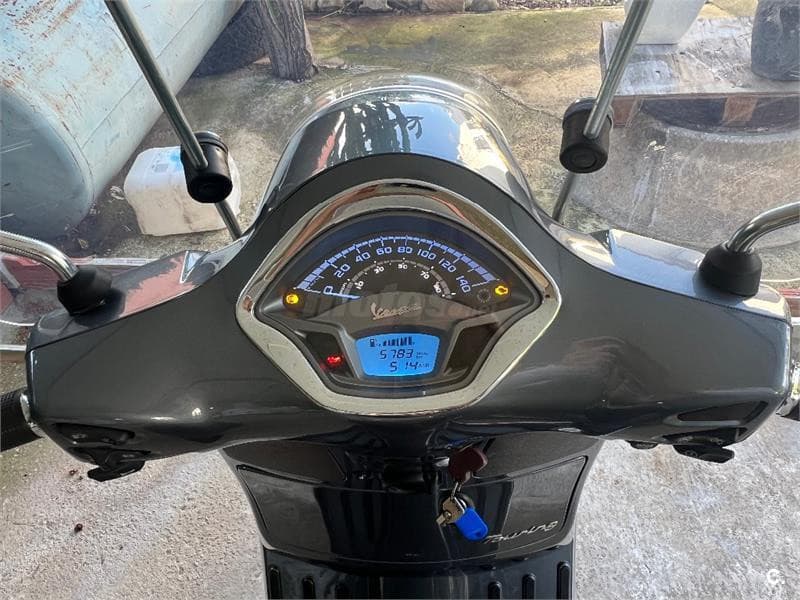 Vespa GTS 125 Touring – Vista 6