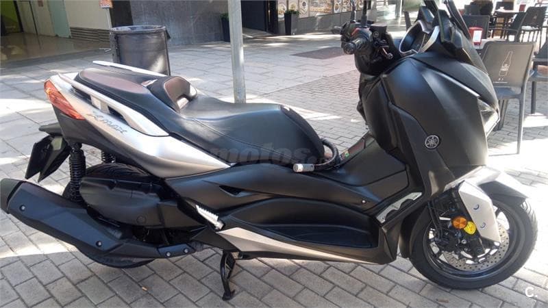 Yamaha XMAX 400 – Vista 3