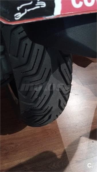 Yamaha XMAX 400 – Vista 6