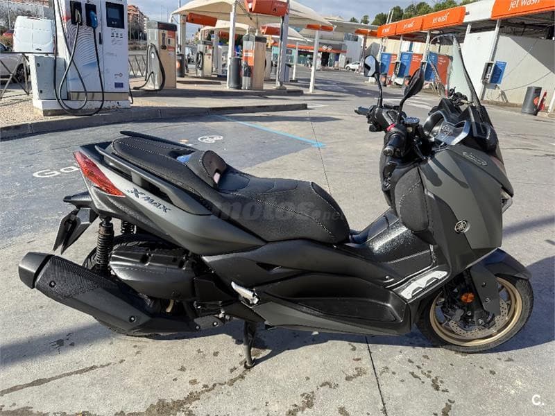 Yamaha XMAX 400 – Vista 1