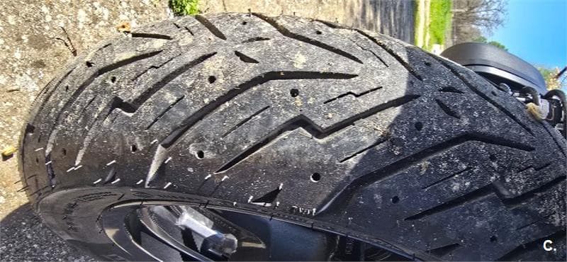 Yamaha XMAX 250 – Vista 8