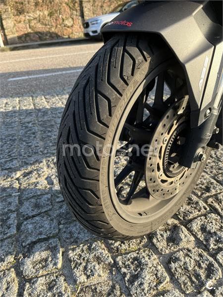 Honda ADV 350 – Vista 6