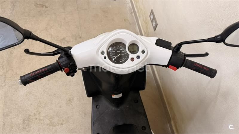 Yamaha Jog 50 R 1800 € 2013 Alicante - 11